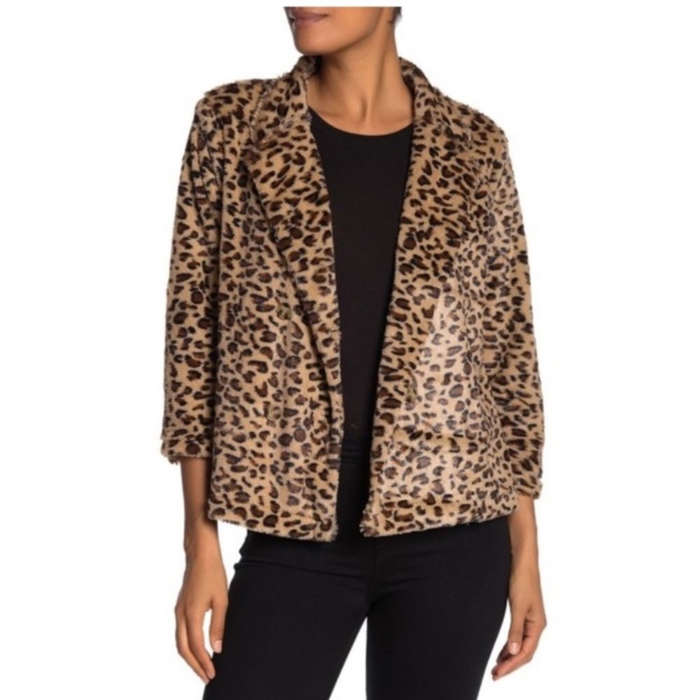 NWT Bobeau Leopard Print Blazer